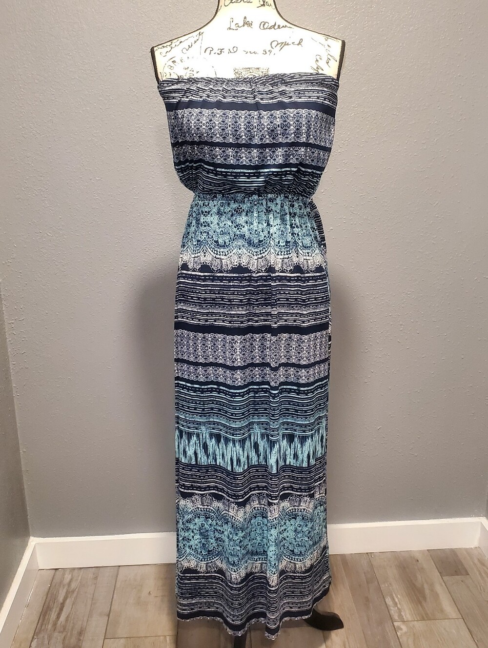 Trixxi Black and Light Blue Printed Maxi Dress Size M